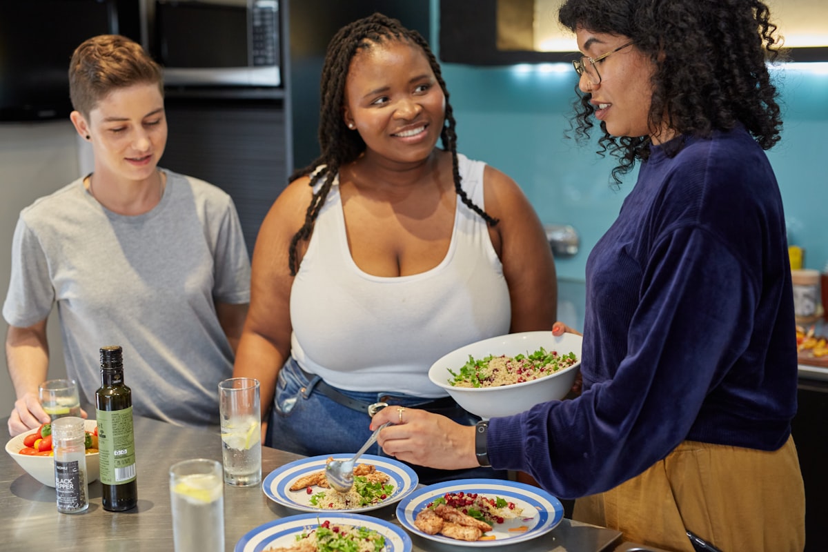 Weekly meal planning strategies